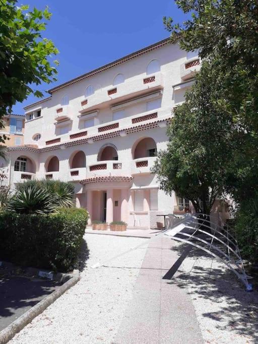 Bandol: Elegant Et Cosy 2 Pieces, Proche Ville Et Plage Exteriér fotografie